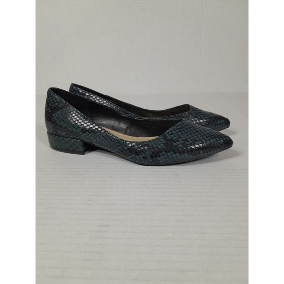 KENNETH COLE NEW YORK Ocean Blue Womens  Camelia Slip On Ballet Flats 6 M - Picture 1 of 12